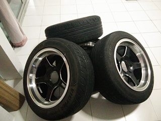 เวลขอบ17" กว้าง8.5ทั้งสี่ลูก เวลขอบ17" กว้าง8.5ทั้งสี่ลูก