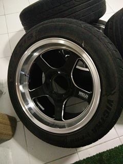 เวลขอบ17" กว้าง8.5ทั้งสี่ลูก เวลขอบ17" กว้าง8.5ทั้งสี่ลูก