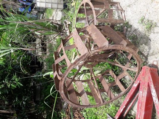 ล้อเหล็ก