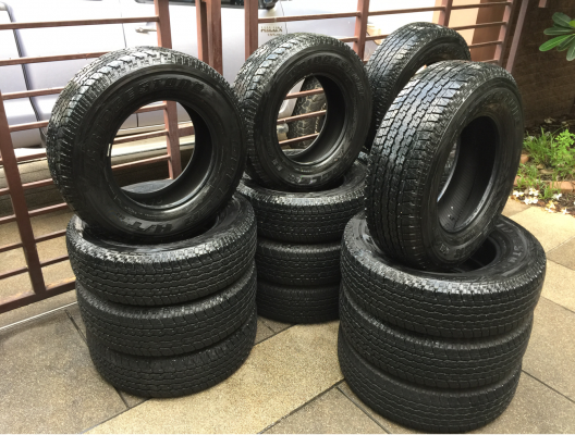 ยาง Bridgestone 245 70 16 ปลายปี16 มี4ชุด ดอกเต็ม เนื้อนิ่มๆ ใช้ยาว ราคาไม่แพง ยาง Bridgestone 245 70 16 ปลายปี16 มี4ชุด ดอกเต็ม เนื้อนิ่มๆ ใช้ยาว ราคาไม่แพง