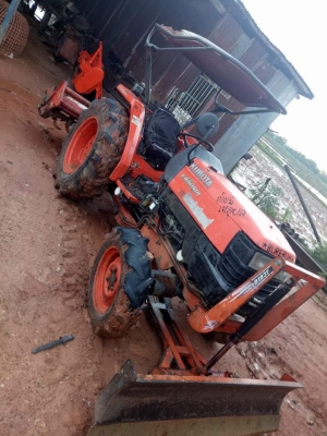 ขายรถไถคูบูต้าl4508di