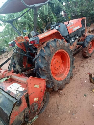 ขายรถไถคูบูต้าl4508di