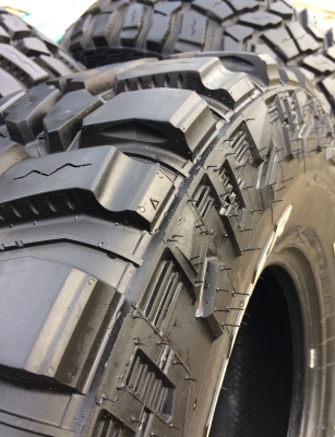 ขายยาง COOPER STT PRO 285/75/16 สวยๆ