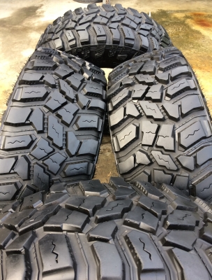 ขายยาง COOPER STT PRO 285/75/16 สวยๆ