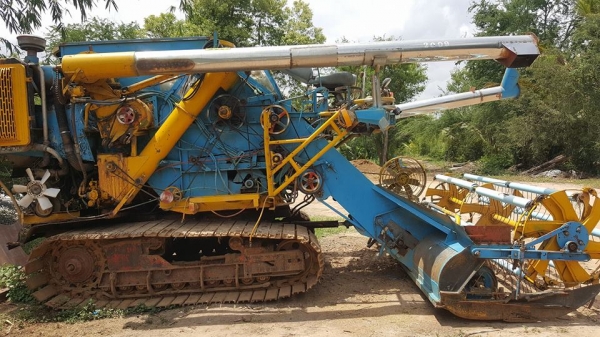 ขายรถเกี่ยวเกษตรพัฒนา ไอ้หนุ่มไวไฟ JO8C ii เทอร์โบว์ช่วงล่าง200 โซ่ใบดี