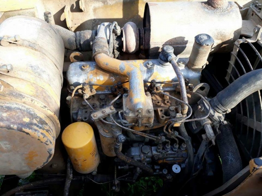 ขาย 280,000 KOMATSU pc 100-2 เครื่องดี ปั้มแรง เอวแน่น ช่วงล่างเต็ม รถสวยพร้อมใช้ รถอยู่ ชลบุรี 090-772-3710 090-772-3708