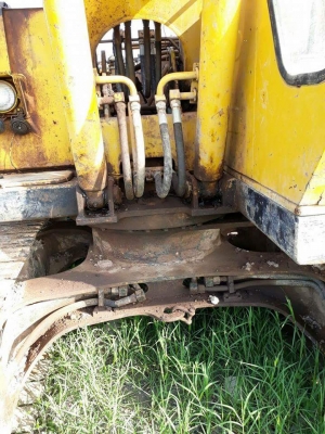 ขาย 280,000 KOMATSU pc 100-2 เครื่องดี ปั้มแรง เอวแน่น ช่วงล่างเต็ม รถสวยพร้อมใช้ รถอยู่ ชลบุรี 090-772-3710 090-772-3708