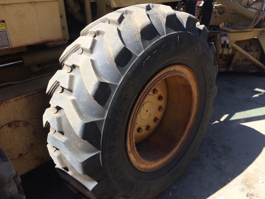 รถเกรด Caterpillar 140G #72V13823 w.Ripper *USA โทร. 080-6565422 (หนิง)