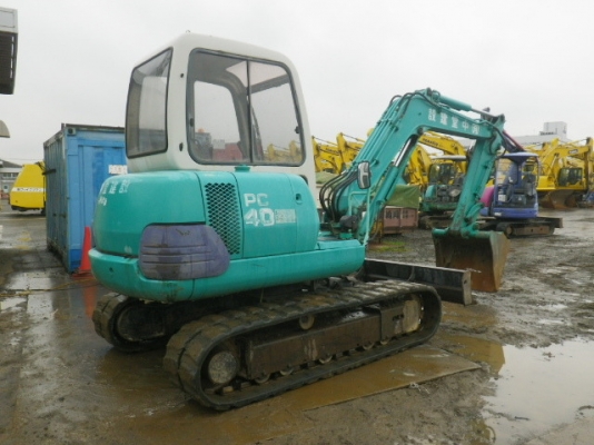 Komatsu PC40-7 ตู้เก๋ง เก่าญี่ปุ่นแท้ๆ นำเข้าเองจากญี่ปุ่นโดยตรง
