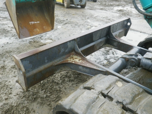 Komatsu PC40-7 ตู้เก๋ง เก่าญี่ปุ่นแท้ๆ นำเข้าเองจากญี่ปุ่นโดยตรง