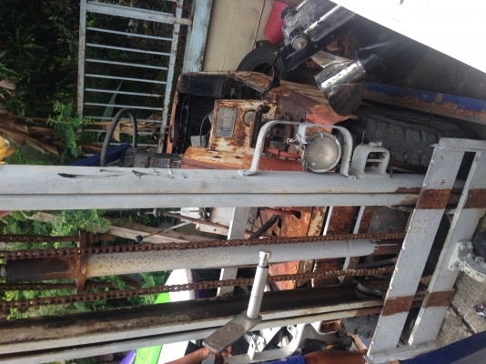 ขายรถโฟกลิปครึ่งตัน ขายรถโฟกลิปครึ่งตัน