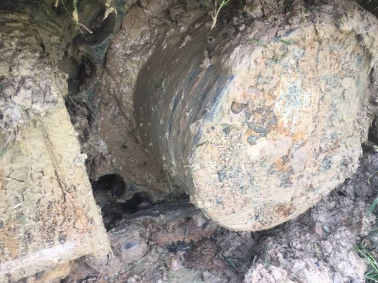 ขาย 445,000 บาท KOBELCO SK200 MARK 3  เครือง (แน่นแรงสุดยอด ) 6D31-Turbo  ปั้ม (แรงสุดยอด) K3V โช่หนา เอวแน่น แอร์หนาว เอกสารชื้อขาย   รถอยู่ จ.ร้อยเอ็ด โทร&amp;ไอดีไลน์  0610710295