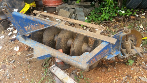 ขาย L1-28 แรง เพลาเดียว พร้อมผาน5 ราคา80000฿