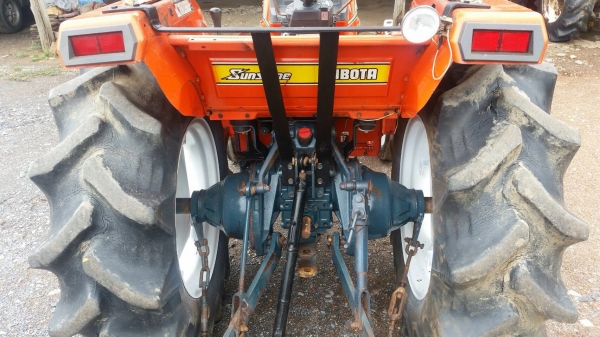 ขาย L1-28 แรง เพลาเดียว พร้อมผาน5 ราคา80000฿