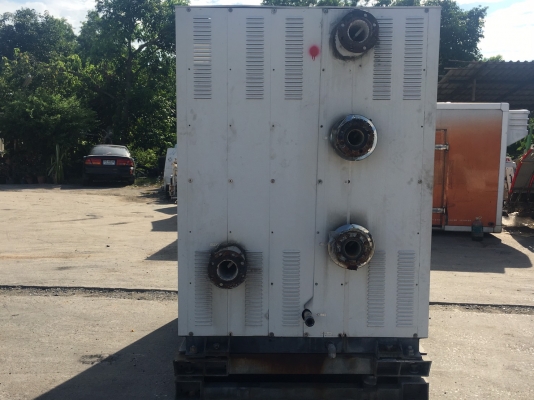 เครื่อง Absorbtion Chiller Heater ยี่ห้อ SANYO มือสองญี่ปุ่น มาครบๆ เดิมๆ ทั้งตู้ ตัวใหญ่และหนักมาก สภาพสวย ขายตามสภาพ ถูกๆ คุ้มๆ ตรงงานใคร หน้าที่ใคร บอกเลยคุ้มสุดๆ ขายไม่แพง