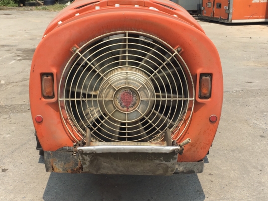 รถฉีดพ่นยา ปุ๋ยหมักอินทรีย์ชีวภาพได้ ยี่ห้อ KYORITSU รุ่น SSV-660F  ขนาด600 ลิตร ขับเคลื่อน4ล้อ เครื่องยนต์ดีเซลKUBOTA 3สูบ