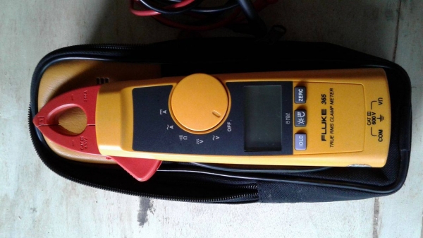 Fluke 365 แคลมป์มิเตอร์ Fluke 365 แคลมป์มิเตอร์