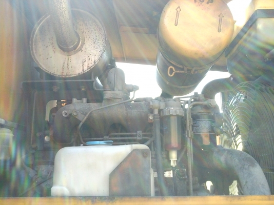 ขายรถตักล้อยาง TCM L16-2 รถนำเข้าจากนอกแท้สภาพเดิมไม่เคยใช้งานในไทยมีแอร์เอกสารอินวอยไฟฟ้าครบสภาพเต็มพร้อมใช้งานที่ร้านละอองดาวแทรคเตอร์นครชัยศรี