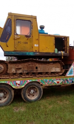 ขาย โคมัสชุ  120 รุ่น 2 รถสวยๆ พร้อมใช้งาน เจ้าของขายเอง 280,000 บาท