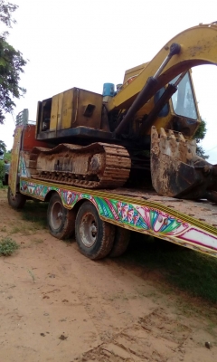 ขาย โคมัสชุ  120 รุ่น 2 รถสวยๆ พร้อมใช้งาน เจ้าของขายเอง 280,000 บาท