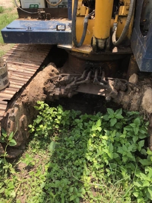 ขาย 215,000 บาท KOMATSU PC60-1 (10HT)  เครืองดี ปั้มแรง โช่หนา เอวแน่น เอกสารชื้อขาย  รถอยู่ ปรานบุรี โทร&amp;ไอดีไลน์ 0610710295