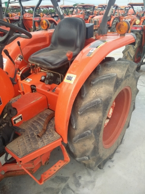 โปรแรงๆถึงสิ้นเดือน แทรกเตอร์ L3608 พร้อมใบดัน รถสภาพดีใช้งานได้เลยครับ โปรแรงๆถึงสิ้นเดือน แทรกเตอร์ L3608 พร้อมใบดัน รถสภาพดีใช้งานได้เลยครับ