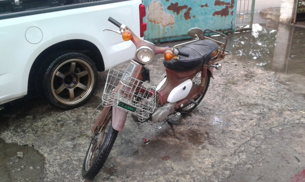 c50เดิมๆแห้งๆขี่ได้ปกติคับ nobook อยู่ดอนเมืองคับสนใจโทร 0867841095 ออกใบซื้อขายให้ครับ