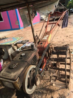 ขายรถไถนาเดินคามเดิมๆพร้อมใช้คาดไถครบติดได้ใช้ดี ขายรถไถนาเดินคามเดิมๆพร้อมใช้คาดไถครบติดได้ใช้ดี