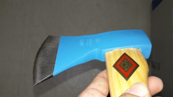 ขายขวานตราตาMade in Germany.ขนาด600กรัมด้ามไม้ใหม่เก่าเก็บคมๆ