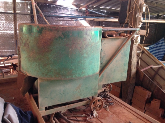 ขายชุดเครื่องอัดอิฐประสานระบบไฮโดรลิค 4 ชิ้น ขายชุดเครื่องอัดอิฐประสานระบบไฮโดรลิค 4 ชิ้น