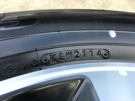 ล้อแม็กพร้อมยาง ขอบ18 Nissan Navara caliber NP300 ล้อแม็กพร้อมยาง ขอบ18 Nissan Navara caliber NP300