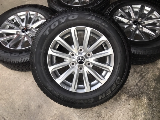 ล้อแม็กพร้อมยางป้ายแดง 245-65-17 มิตซูบิชิ นิวไตรตั้นพลัส ล้อแม็กพร้อมยางป้ายแดง 245-65-17 มิตซูบิชิ นิวไตรตั้นพลัส