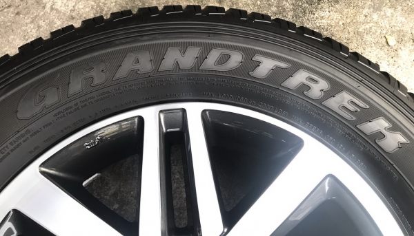 ล้อพร้อมยางป้ายแดง TOYOTA NEW FORTURNER ปี 17 ล้อพร้อมยางป้ายแดง TOYOTA NEW FORTURNER ปี 17