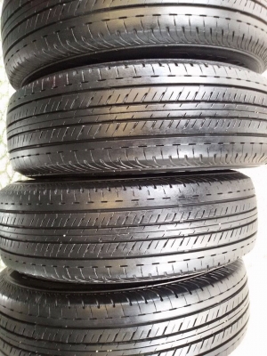 ยางบริสโตน.215/70/15ปี4711 เส้น700บ ยางบ้าน/ใช้น้อย/ไร้ตำหนิ เพิ่มเติม.0879050181-0995357594.ส่งได้!!