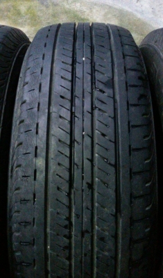 ยางบริสโตน.215/70/15ปี4711 เส้น700บ ยางบ้าน/ใช้น้อย/ไร้ตำหนิ เพิ่มเติม.0879050181-0995357594.ส่งได้!!