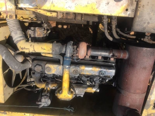 ขาย 465,000  KOBELCO sk 200 MARK 3  เครื่อง แน่นแรงสุดยอด   6D31-Turbo  ปั้ม แรงสุดยอด K3V โช่หนา เอวแน่น แอร์หนาว เอกสารชื้อขาย  รถอยู่ จ.ร้อยเอ็ด  090-772-3710 090-772-3708