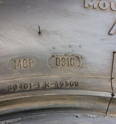 ขายยาง MICKEY THOMPSON 285/75/16 MADE IN USA สวยๆ