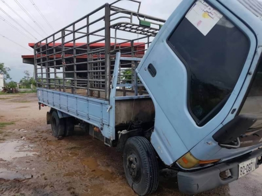 ขาย 395,000 บาท ISUZU NPR66PX5 T ปี 41 เครื่อง 4HF1-120 แรง ยาว 5 เมตร หัวบาง ยางดี คัสชีสวย เอกสารเล่มทะเบียน รถอยู่ ราชบุรี 090-772-3710 090-772-3708 ขาย 395,000 บาท ISUZU NPR66PX5 T ปี 41 เครื่อง 4HF1-120 แรง ยาว 5 เมตร หัวบาง ยางดี คัสชีสวย เอกสารเล่มทะเบียน รถอยู่ ราชบุรี 090-772-3710 090-772-3708