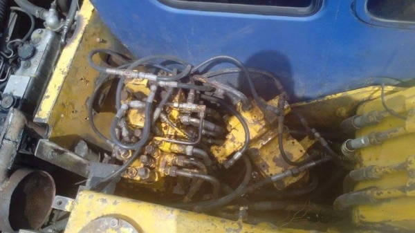 ขาย!! >>> Kobelco Sk60 mark3 พร้อมใช้ เอวดี ช่วงล่างดี <<< เบอร์ติดต่อ 098-7155789