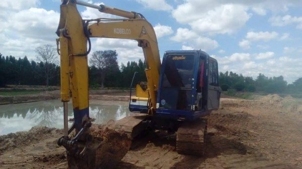 ขาย!! >>> Kobelco Sk60 mark3 พร้อมใช้ เอวดี ช่วงล่างดี <<< เบอร์ติดต่อ 098-7155789