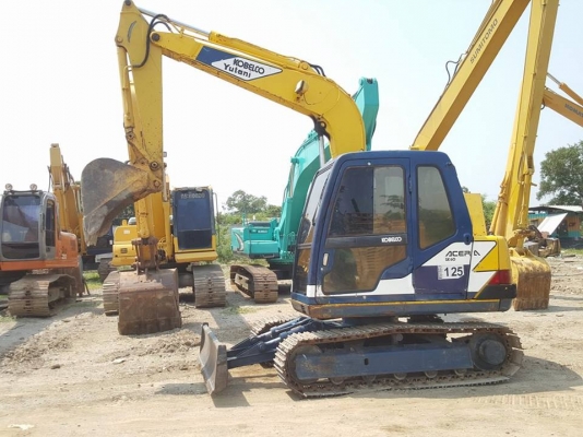 ขาย!! >>> Kobelco Sk60 mark3 รถนอก มีใบดัน พร้อมใช้ <<< เบอร์ติดต่อ 098-7155789