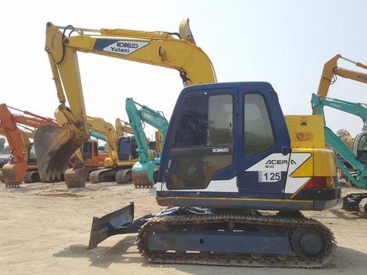 ขาย!! >>> Kobelco Sk60 mark3 รถนอก มีใบดัน พร้อมใช้ <<< เบอร์ติดต่อ 098-7155789