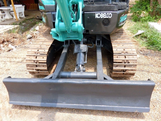 ขายรถแบ๊คโฮ ยี่ห้อ : KOBELCOแบบ : SK30SR-3 รถเก่านอกแท้ มีเอกสารใบอินวอย ไม่เคยใช้งานในไทย สนใจติดต่อ : 099-907-9273 กิ๊ฟ กมลชนก