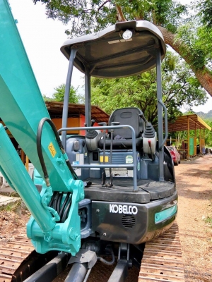 ขายรถแบ๊คโฮ ยี่ห้อ : KOBELCOแบบ : SK30SR-3 รถเก่านอกแท้ มีเอกสารใบอินวอย ไม่เคยใช้งานในไทย สนใจติดต่อ : 099-907-9273 กิ๊ฟ กมลชนก