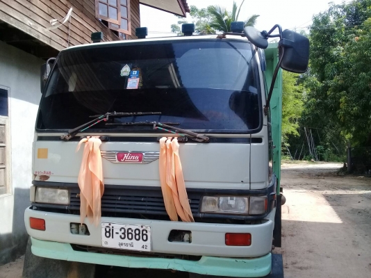 Hino 1M เครื่อง 220 แรง ปี 37 เครื่อง/เกียร์/สโลด์เดิม ทะเบียนพร้อม Hino 1M เครื่อง 220 แรง ปี 37 เครื่อง/เกียร์/สโลด์เดิม ทะเบียนพร้อม