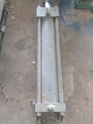 ชุกกระบอกไฮดรอลิคอุตสาหกรรมสภาพดี ชุกกระบอกไฮดรอลิคอุตสาหกรรมสภาพดี