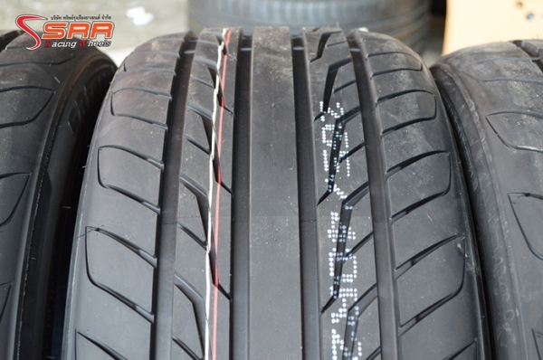 SAFERICH EXTRA FRC88 265/40R22 เส้นละ 4,500 บาท SAFERICH EXTRA FRC88 265/40R22 เส้นละ 4,500 บาท