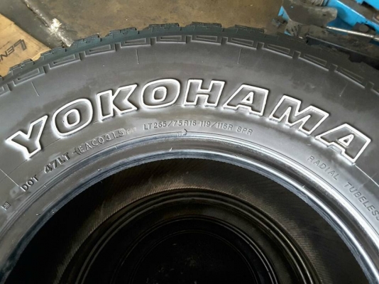 Yokohama AT-S ขนาด 265-75-16 ปี15 สวยๆ 1ชุด