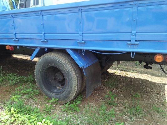 หกล้อIsuzu 120 แรง กะบะยาว 5.5เมตร หกล้อIsuzu 120 แรง กะบะยาว 5.5เมตร