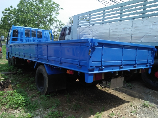 หกล้อIsuzu 120 แรง กะบะยาว 5.5เมตร หกล้อIsuzu 120 แรง กะบะยาว 5.5เมตร